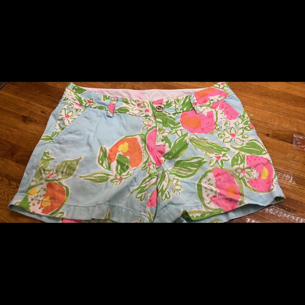 Lilly Pulitzer shorts SZ 6